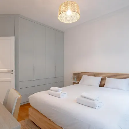 Apartment Sophisticated 2br - Steps To Station Paris