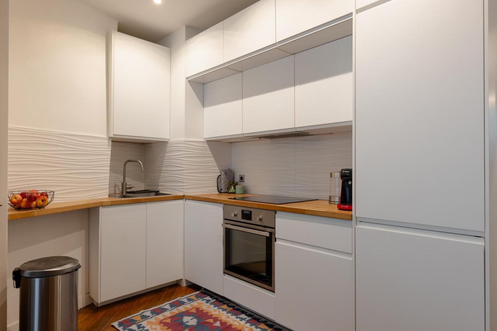 Sophisticated 2br - Steps To Station Paris